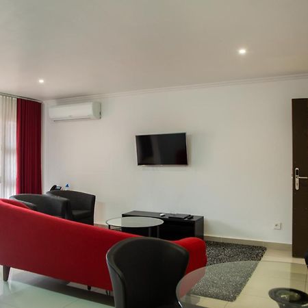 Wdc Aparthotel - Buea Экстерьер фото