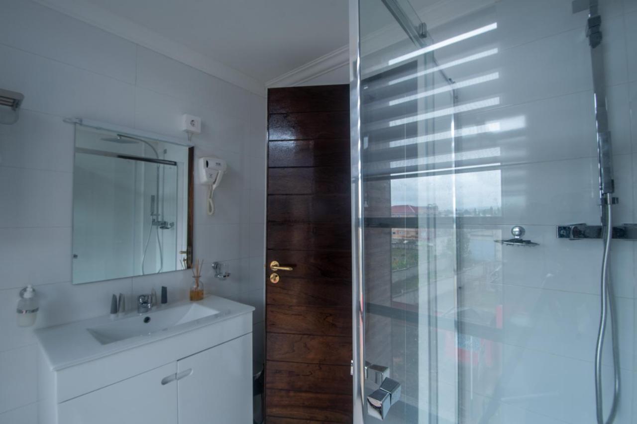 Wdc Aparthotel - Buea Экстерьер фото